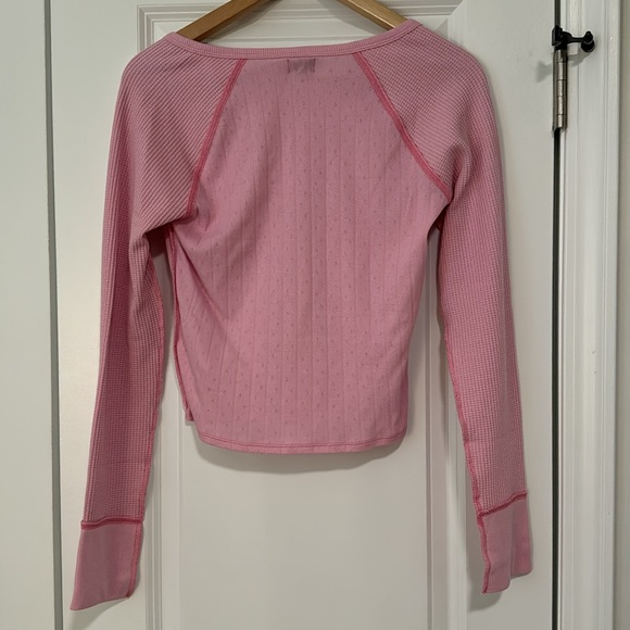 BDG from Urban Outfitters, Large, Pink, Mini and cropped baseball style tee - Picture 3 of 3